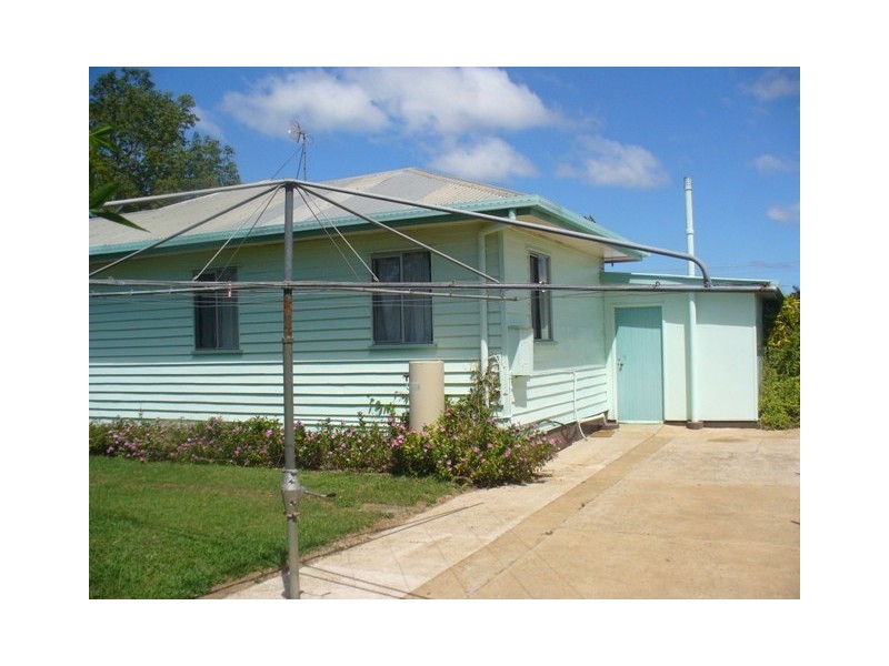 Avenell Heights QLD 4670