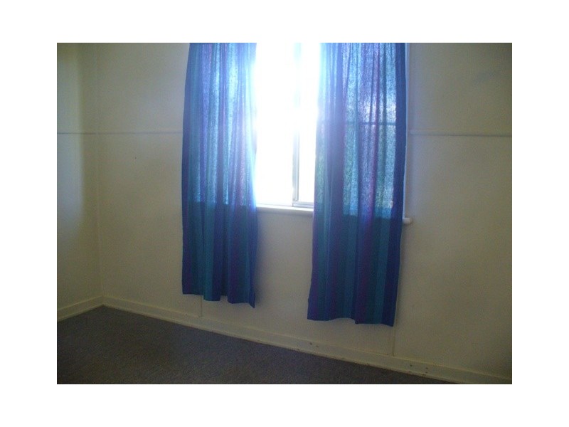 Avenell Heights QLD 4670