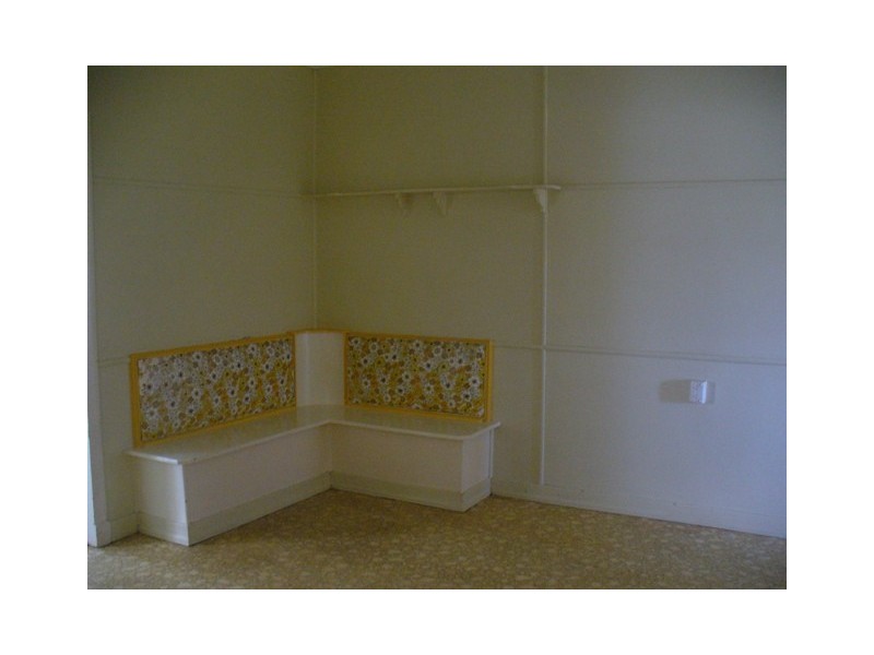 Avenell Heights QLD 4670