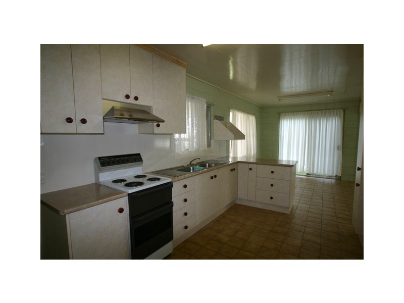 Alloway QLD 4670
