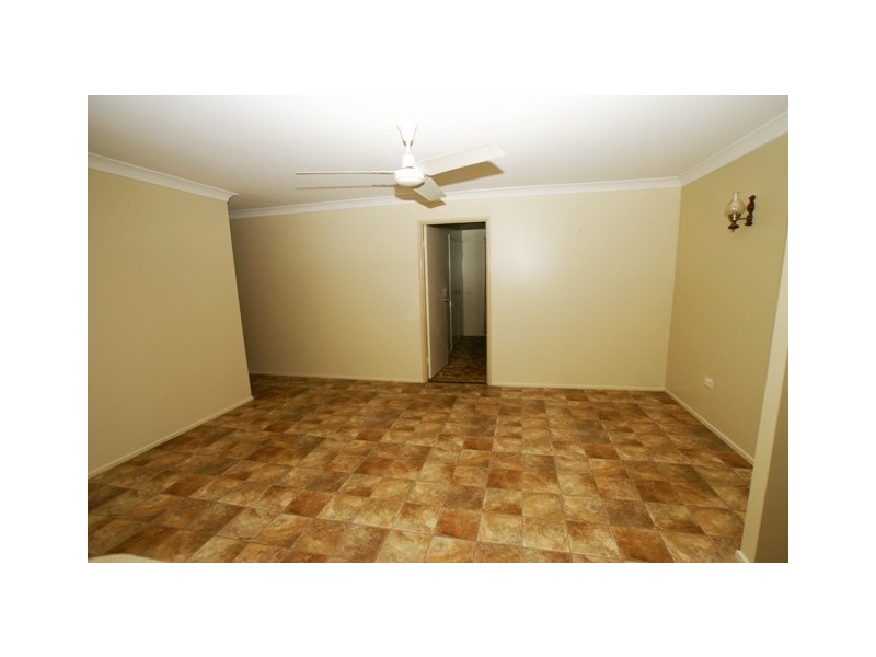 6 Cole Street, Avenell Heights QLD 4670