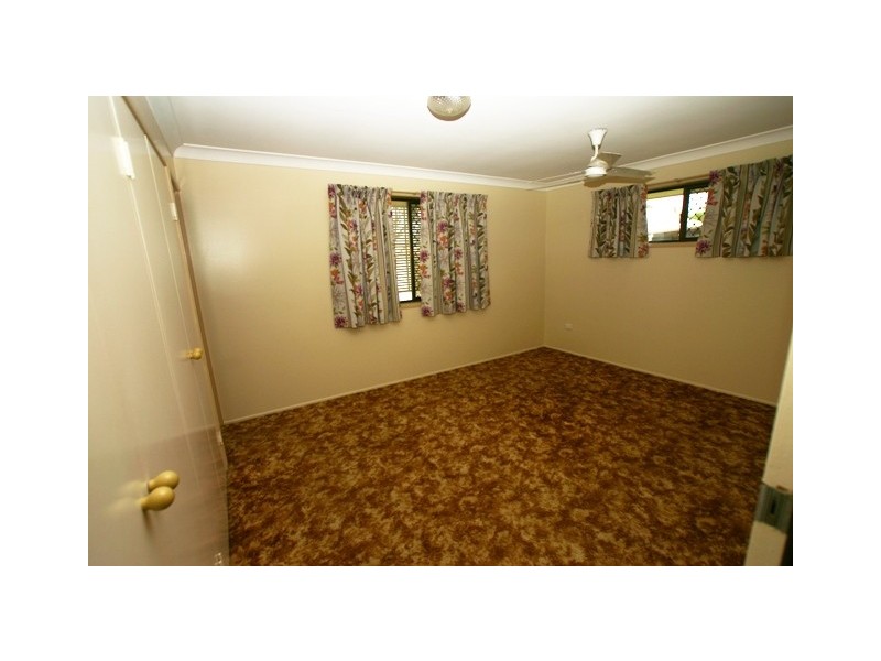 6 Cole Street, Avenell Heights QLD 4670