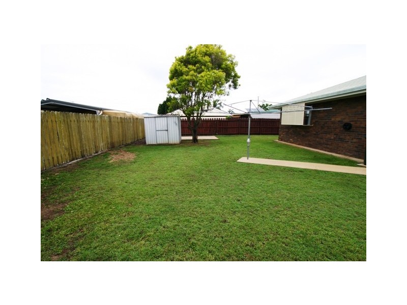6 Cole Street, Avenell Heights QLD 4670