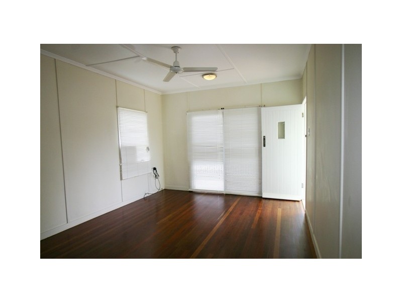 10 Adams Street, Bundaberg West QLD 4670