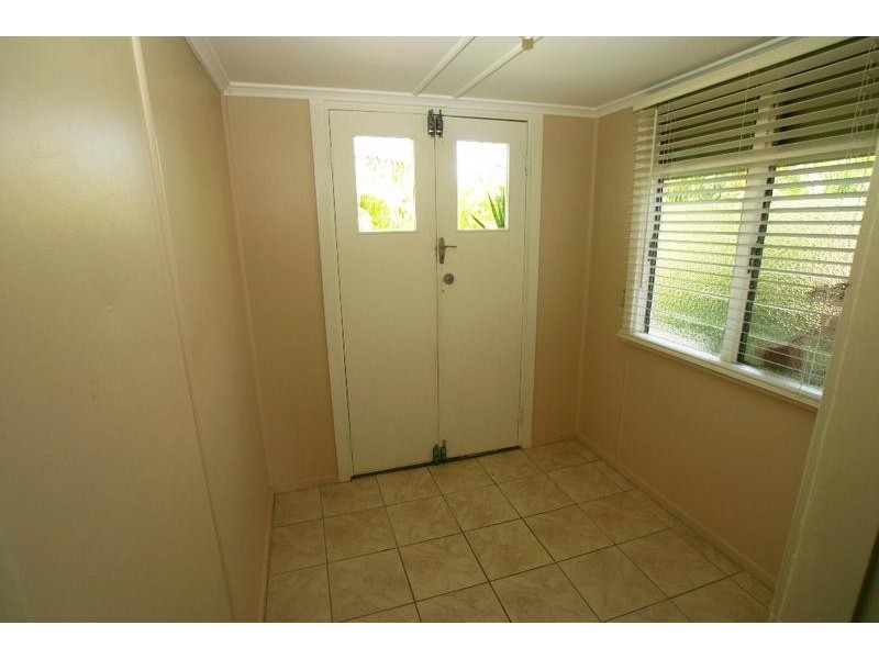 Walkervale QLD 4670