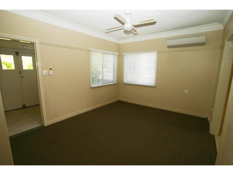 Walkervale QLD 4670