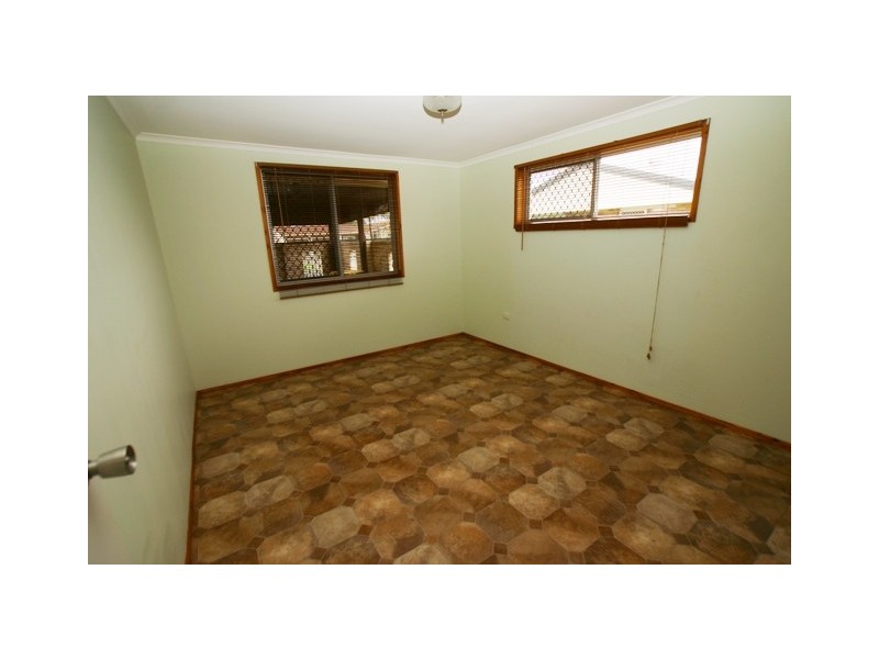 1/5 Chippindall Court, Avenell Heights QLD 4670