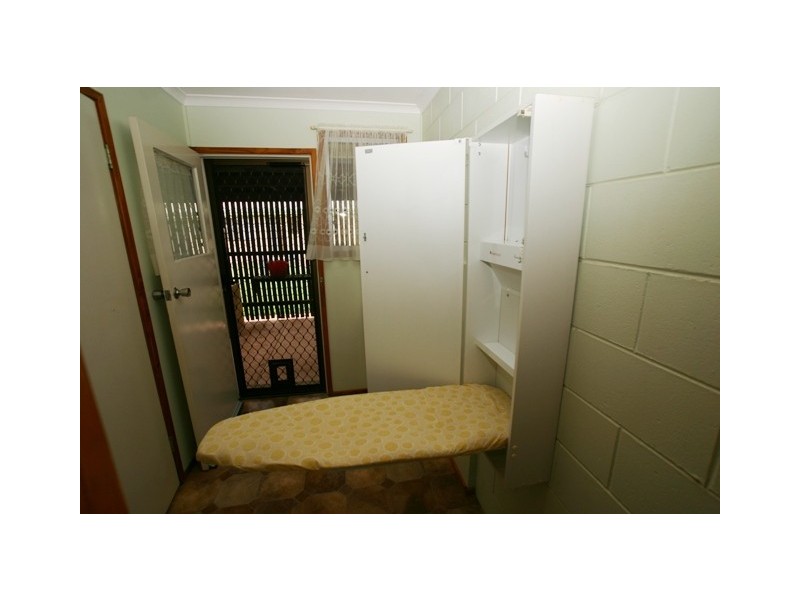 1/5 Chippindall Court, Avenell Heights QLD 4670