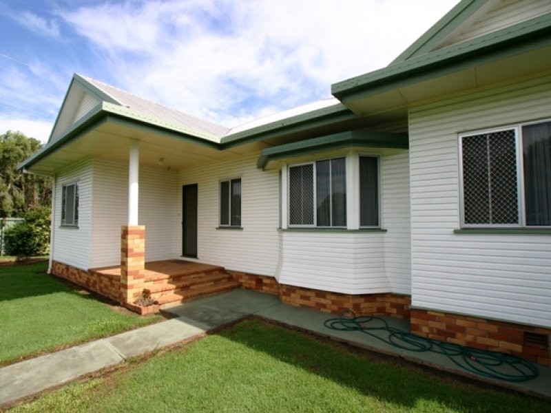 16 Mt Perry Road, Bundaberg North QLD 4670