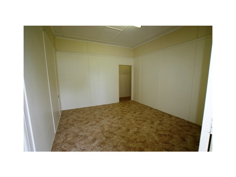 16 Mt Perry Road, Bundaberg North QLD 4670