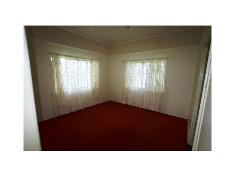 16 Mt Perry Road, Bundaberg North QLD 4670