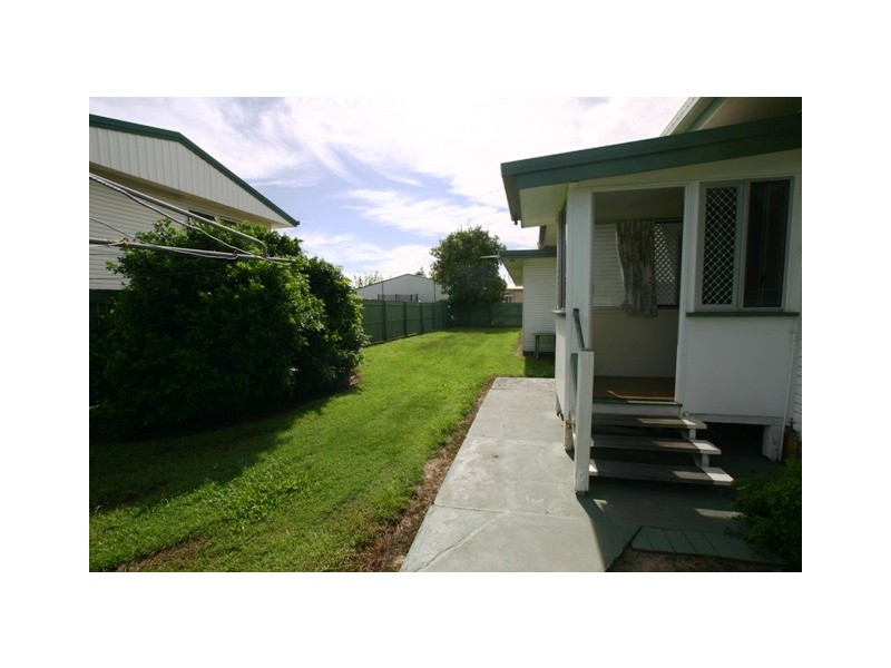 16 Mt Perry Road, Bundaberg North QLD 4670