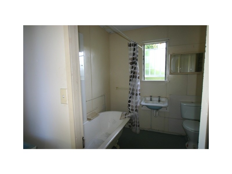 Svensson Heights QLD 4670