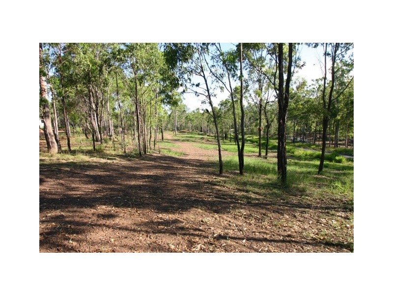 15 Rosella Drive, South Kolan QLD 4670