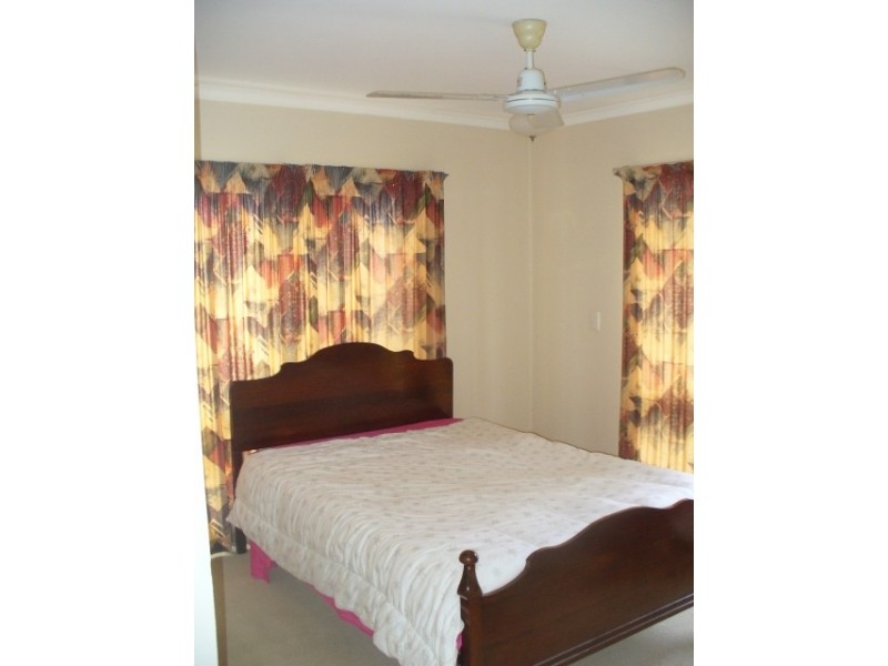 32 Smiths Road, Avoca QLD 4670