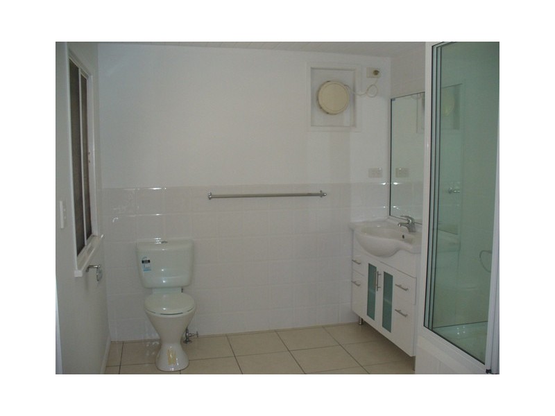 69 Mariners Way, Bundaberg North QLD 4670