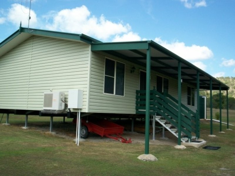 4 Heusman Street, Mount Perry QLD 4671