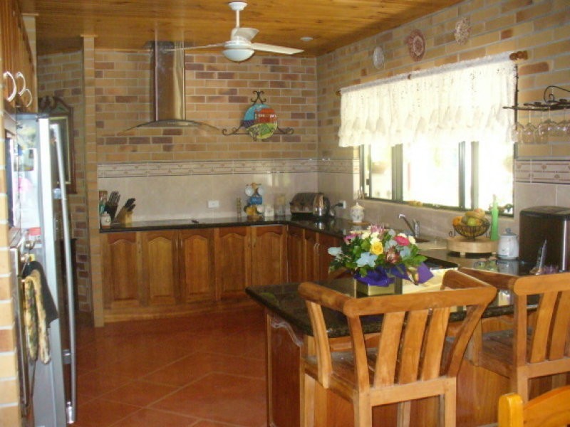 51 Polo Place, Branyan QLD 4670