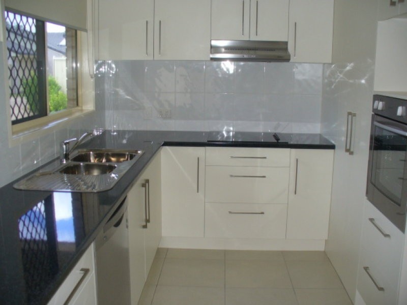 1/11 Payne Street, Millbank QLD 4670