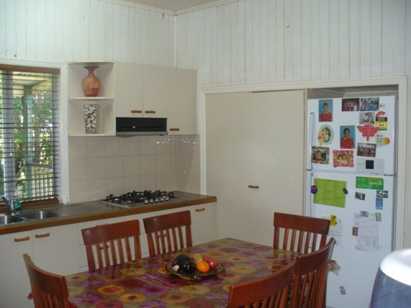 166 Booyan Road, Moore Park Beach QLD 4670