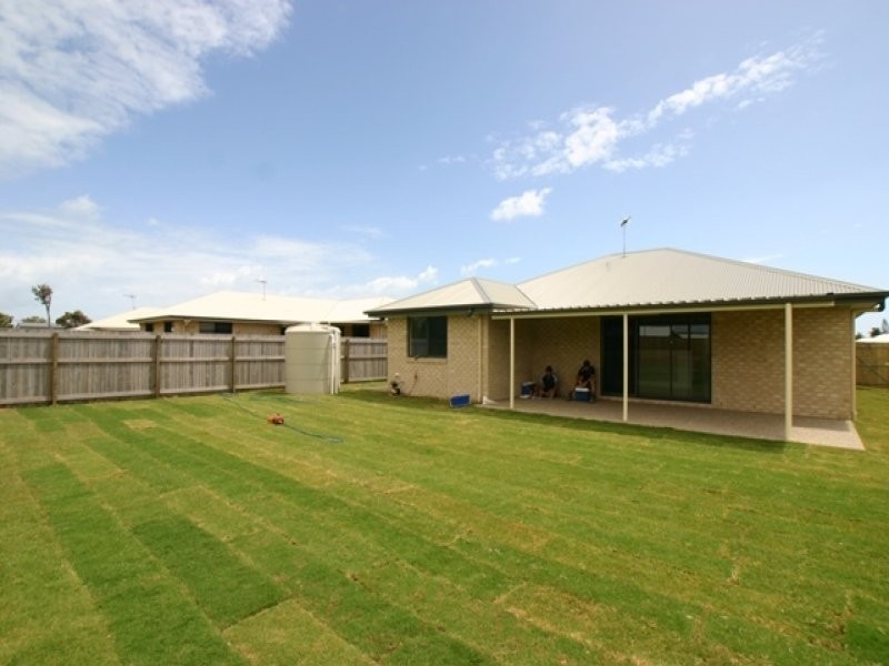 135 Fairway Drive, Bargara QLD 4670