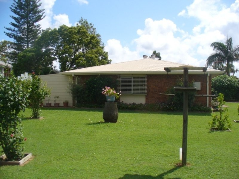 1 Gayton Court, Avenell Heights QLD 4670