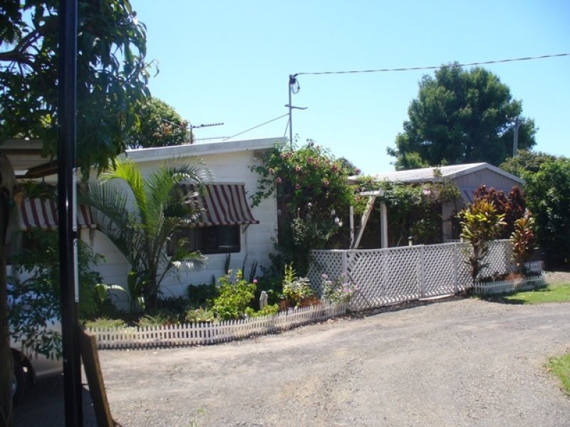 422 Goodwood Road, Thabeban QLD 4670