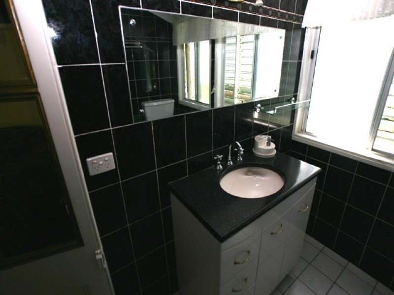 12 CORSER STREET, Burnett Heads QLD 4670