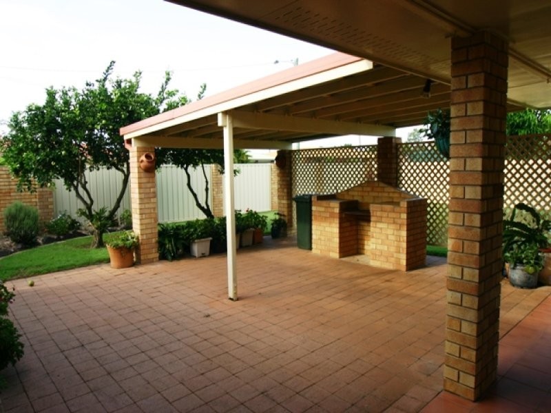 13 Crosby Street, Thabeban QLD 4670