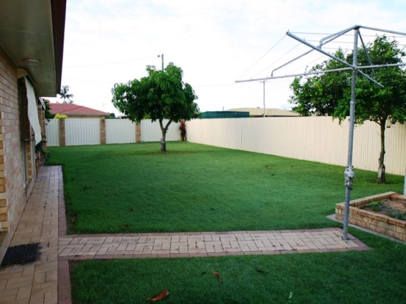 13 Crosby Street, Thabeban QLD 4670