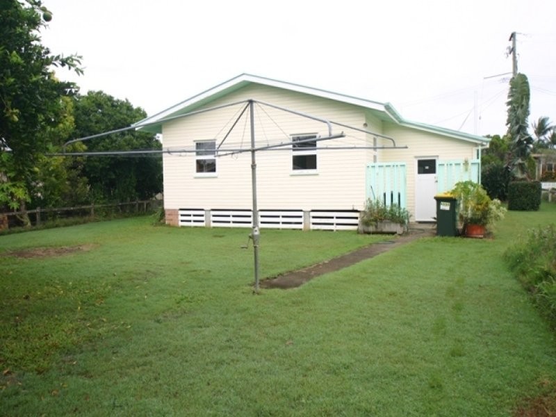 4 Hussey Street, Avenell Heights QLD 4670