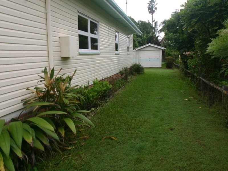 4 Hussey Street, Avenell Heights QLD 4670