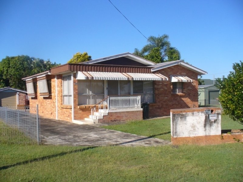 128 Elliott Heads Road, Avenell Heights QLD 4670