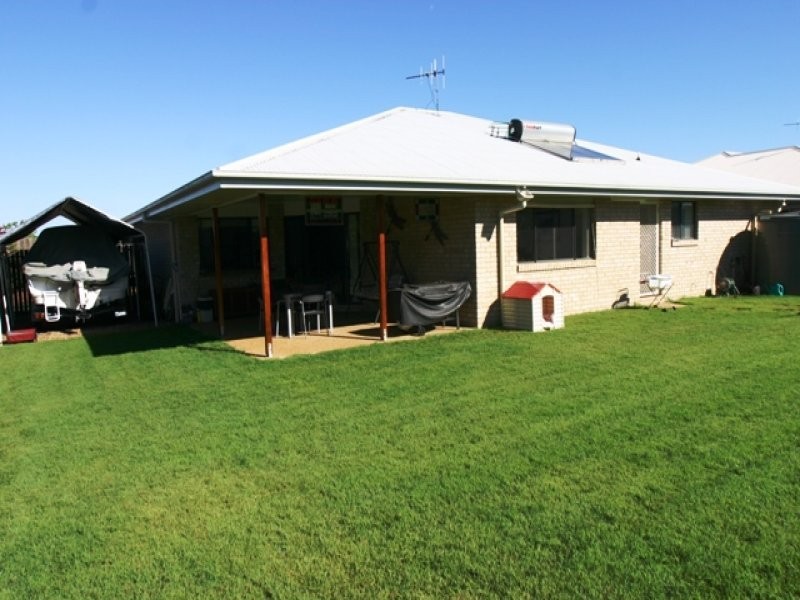 20 Gill Street, Kalkie QLD 4670