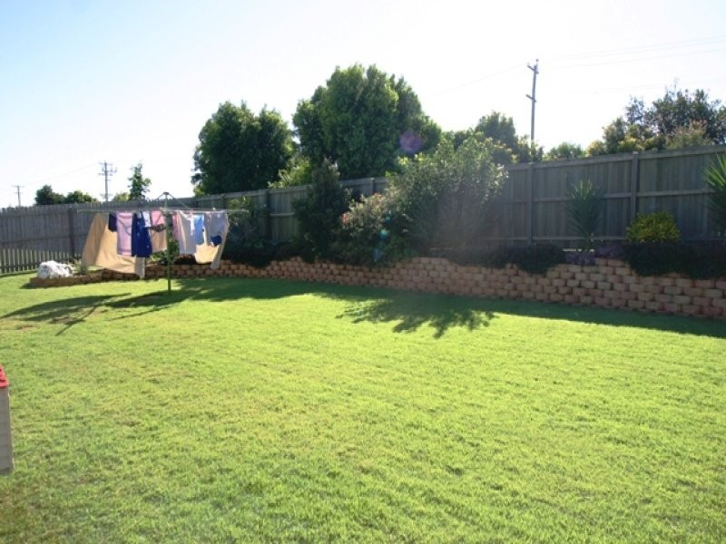 20 Gill Street, Kalkie QLD 4670