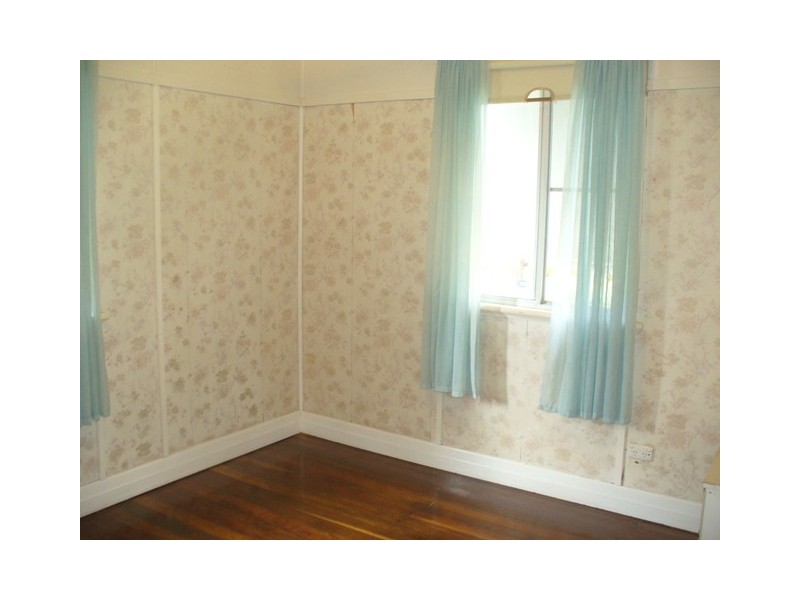 11 McCracken Street, Walkervale QLD 4670