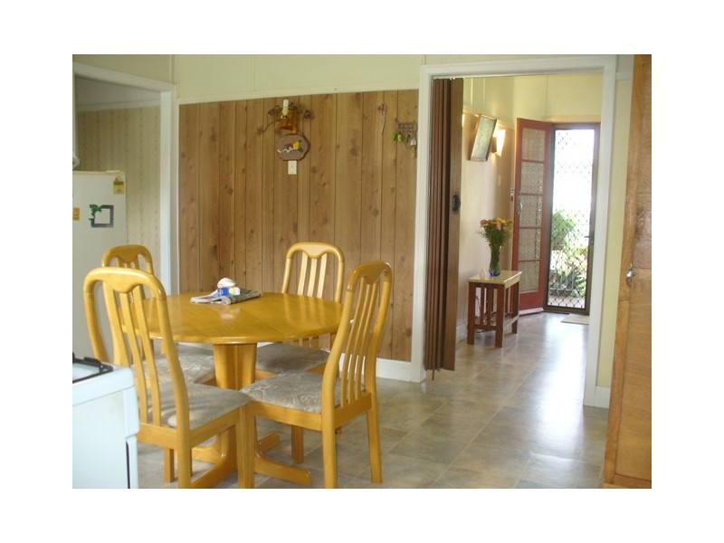 11 McCracken Street, Walkervale QLD 4670