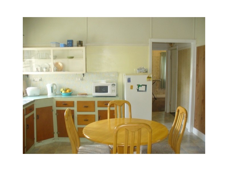 11 McCracken Street, Walkervale QLD 4670