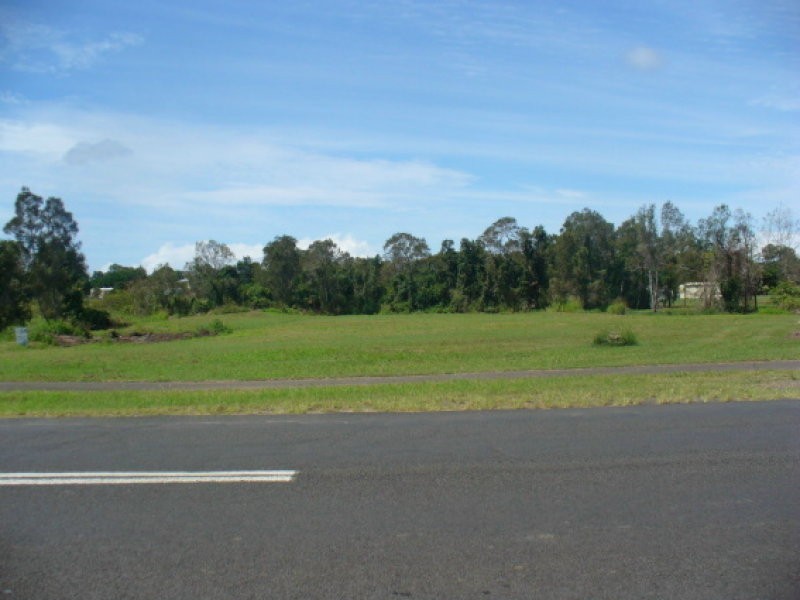 2 Pattersons Road, Bundaberg North QLD 4670