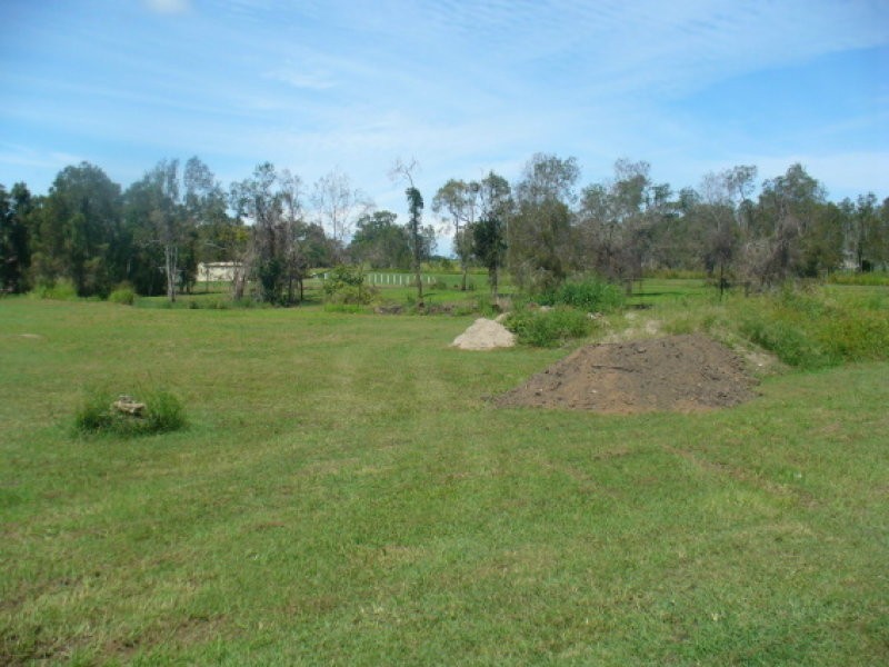 2 Pattersons Road, Bundaberg North QLD 4670