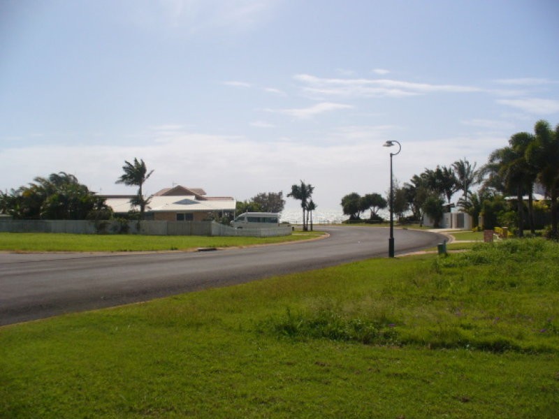 162 Barolin Esplanade, Coral Cove QLD 4670