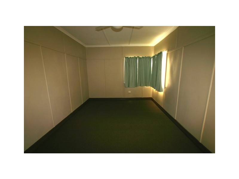 30 Nott Street, Norville QLD 4670