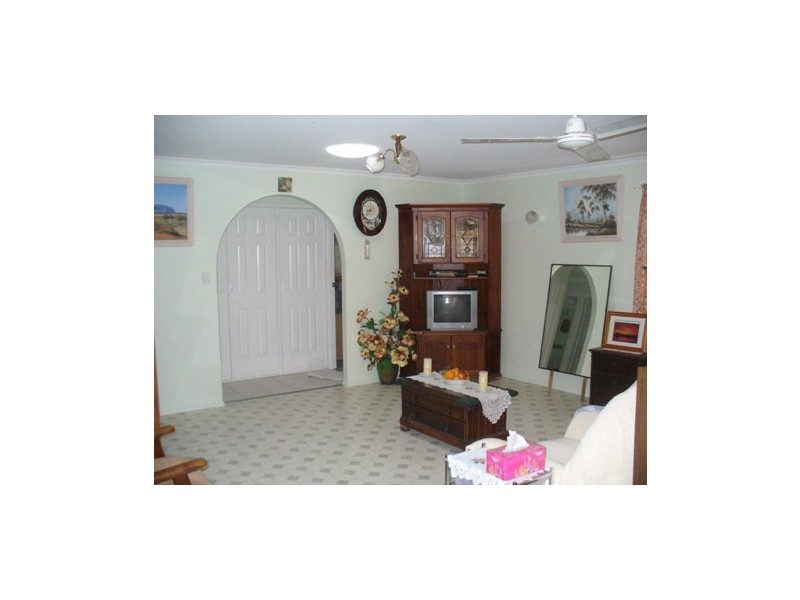 14 Ernie Pattison Drive, Avenell Heights QLD 4670