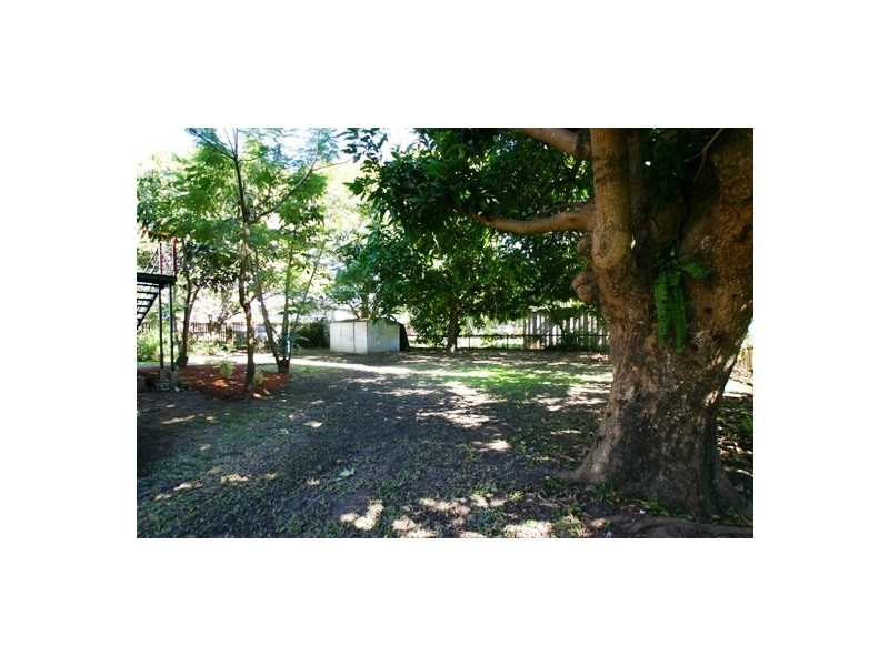 1 Hinkler Avenue, Bundaberg North QLD 4670