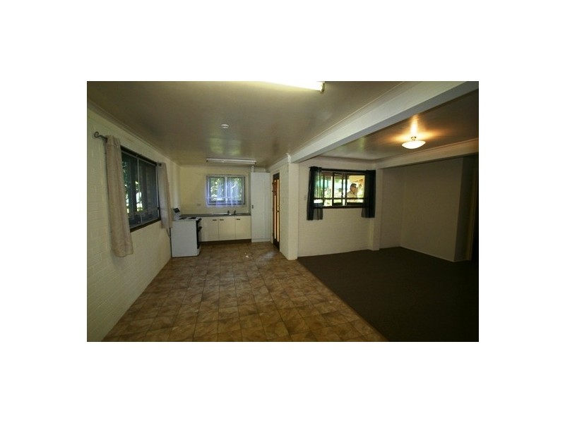 1 Hinkler Avenue, Bundaberg North QLD 4670