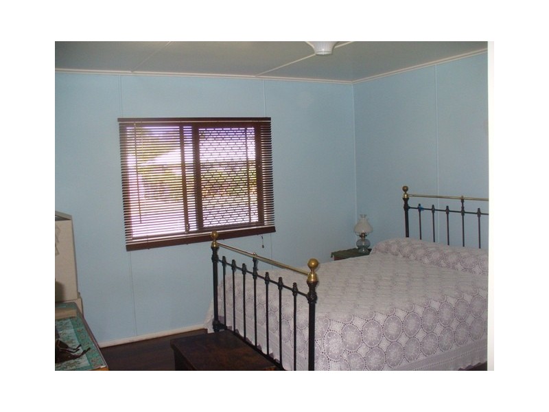 17 Morshead St, Avenell Heights QLD 4670