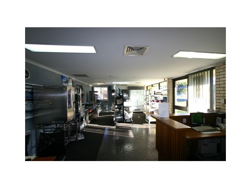 2 Agnes Street, Bundaberg North QLD 4670