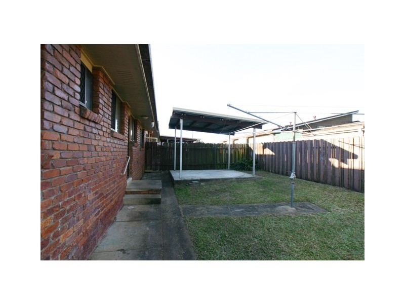 8 Olsen Street, Bundaberg East QLD 4670