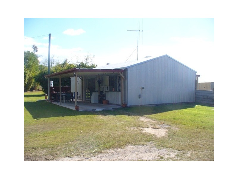 43 Palms Spring Drive, Calavos QLD 4670