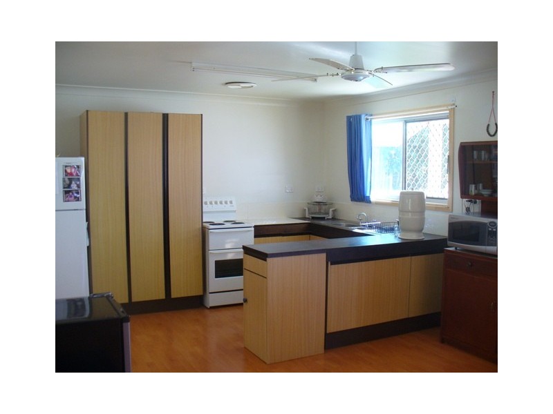 43 Palms Spring Drive, Calavos QLD 4670